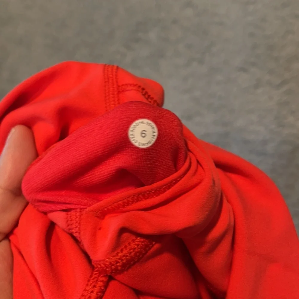 Lululemon double Align High-Rise Short 6"  color orange red size 6_5